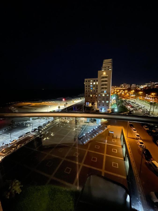 Suite On The Beach Haifa Kültér fotó