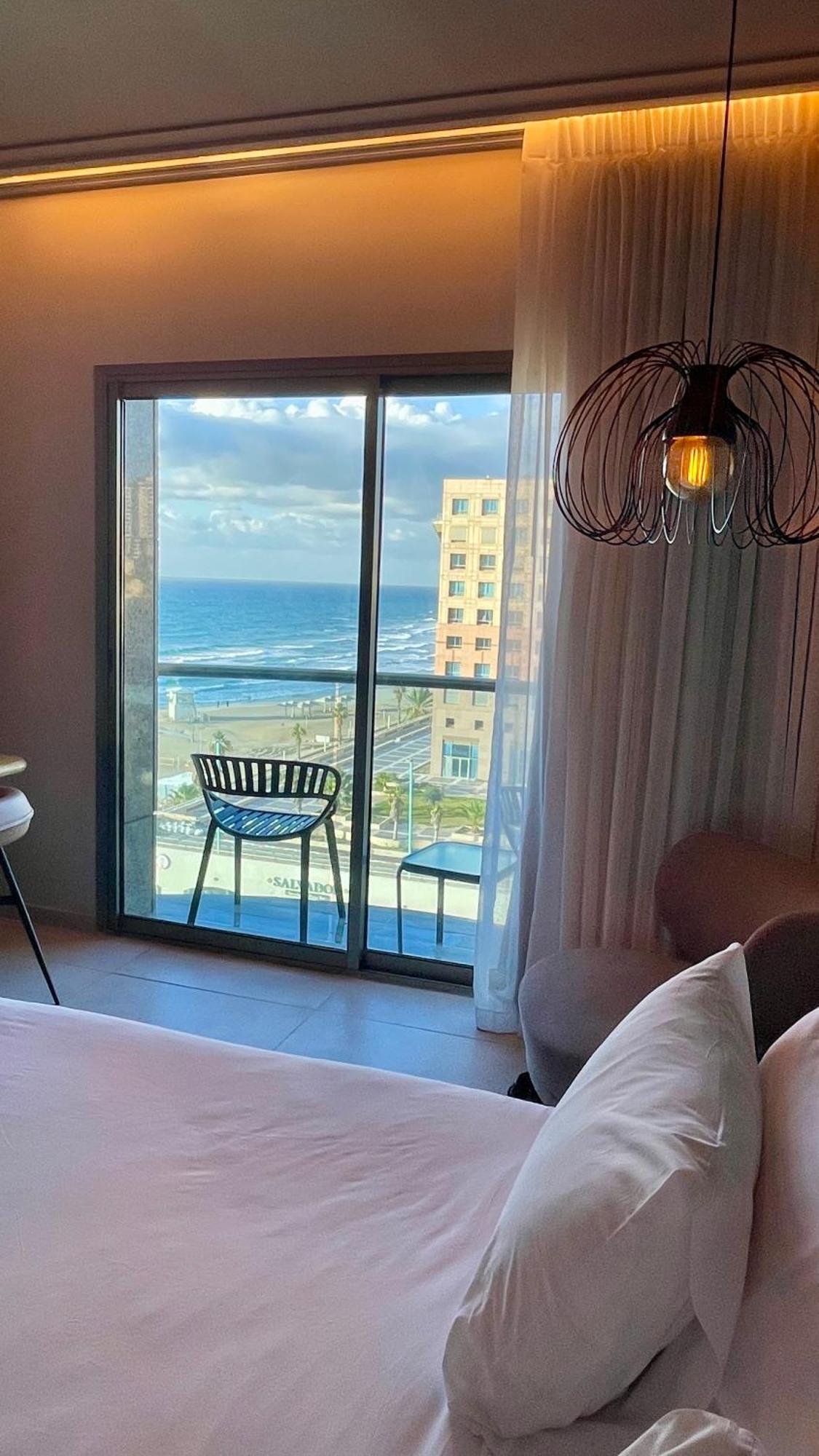 Suite On The Beach Haifa Kültér fotó